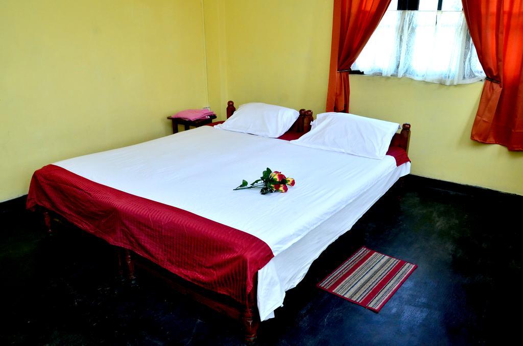The Garden Rest Hotel Kandy Phòng bức ảnh
