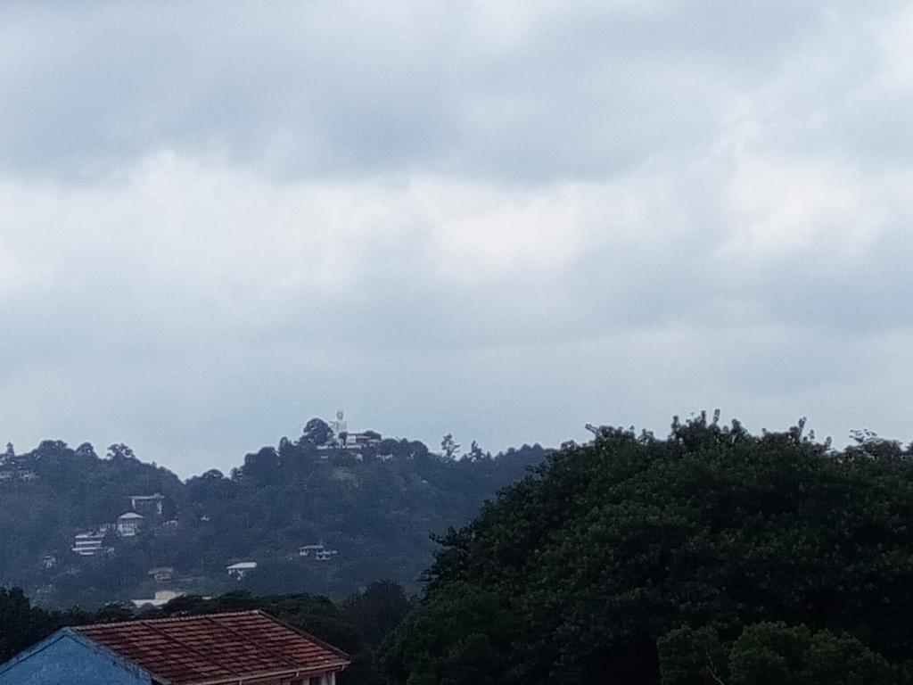 The Garden Rest Hotel Kandy Ngoại thất bức ảnh